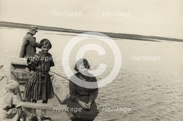 Cupid's children, 1929. Creator: Unknown.