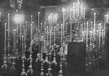 'Les Funerailles a La Hofburg; Au palais de la Hofburg, les cercueils', 1914. Creator: Unknown.