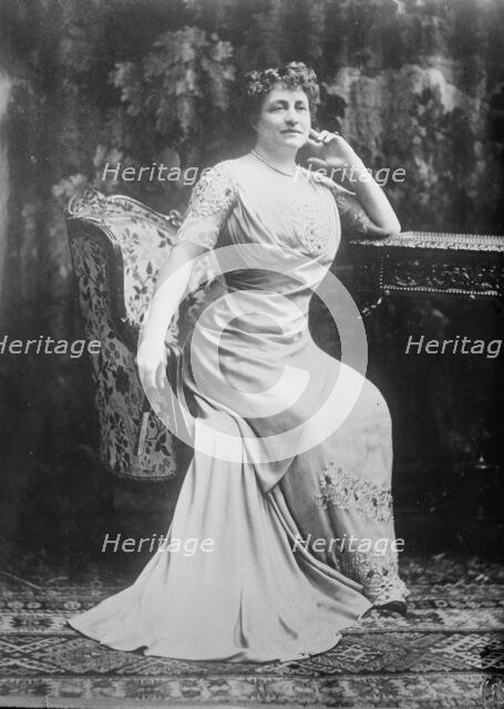 Mme. Marguerite-Durand seated, 1910. Creator: Bain News Service.