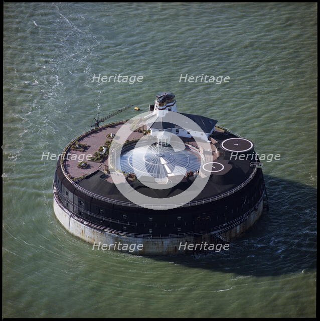 No Mans Land Fort, Ryde, 2002. Creator: Aerofilms.
