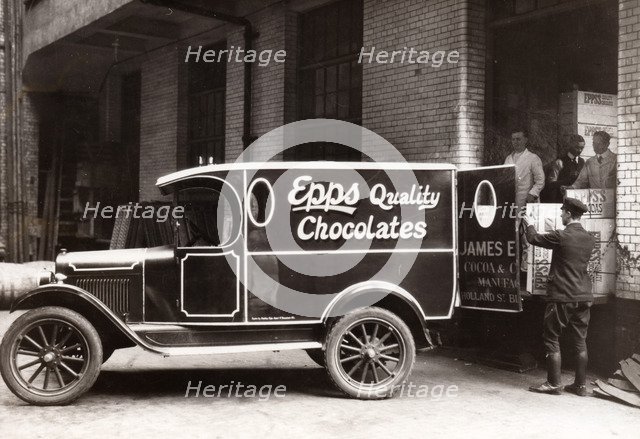 A delivery lorry, Blackfriars, London, 1924. Artist: Unknown