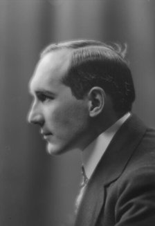 Van Radivan, Casmiez, Dr., portrait photograph, 1915. Creator: Arnold Genthe.