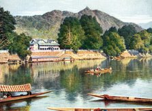 The river Jhelum and clubhouse at Srinagar, India, early 20th century. Artist: Unknown