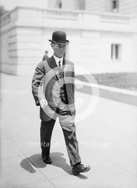 Fess, Simeon Davison, Rep. from Ohio, 1913-1923; Senator, 1923-1935, 1913. Creator: Harris & Ewing.