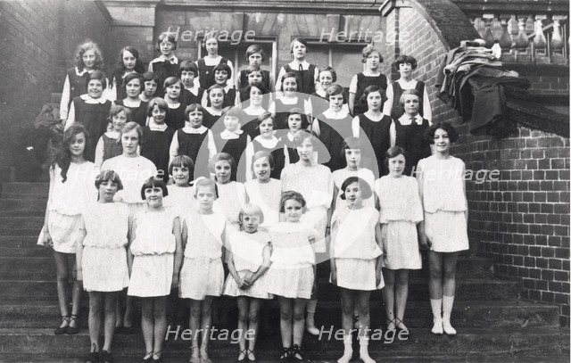 Group photo of girls Greek dancing and gymnastic class, York, Yorkshire, 1929. Artist: Unknown