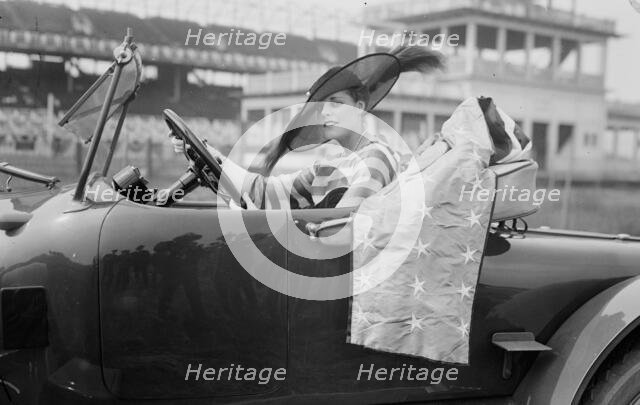 Nephile Bunnell, 1917. Creator: Bain News Service.