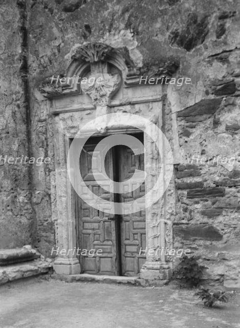Travel views of the American Southwest, between 1899 and 1928. Creator: Arnold Genthe.