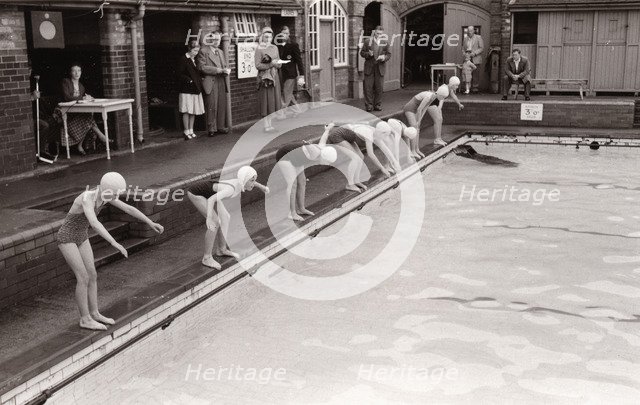 Swimming race, Yearsley Baths, York, Yorkshire, 1956. Artist: Unknown