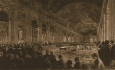 'Le congres de la paix dans la galerie des glaces du chateau de Versailles; M. Clemenceau..., 1919. Creator: Unknown.