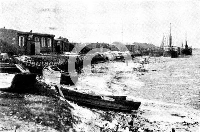 Farewell until Spring:...last steamers leaving Niuchuang as the ice [comes] down in big floes, 1895. Creator: Unknown.