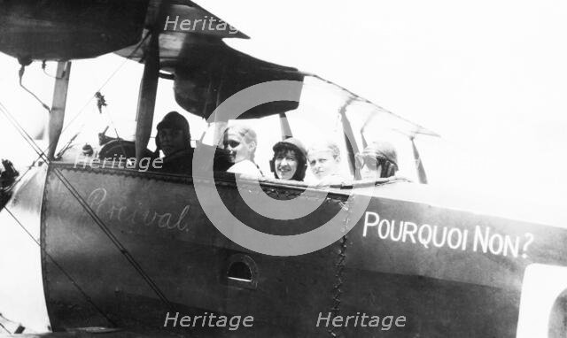 Captain Percival and his plane with joy flight passengers, 1922. Creator: Jack Bain.