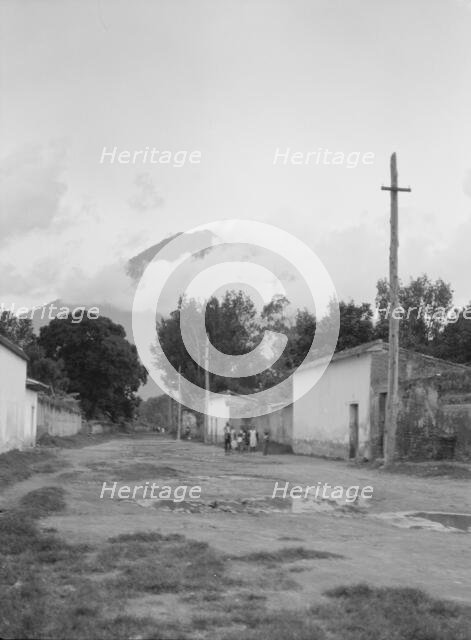 Travel views of Cuba and Guatemala, between 1899 and 1926. Creator: Arnold Genthe.
