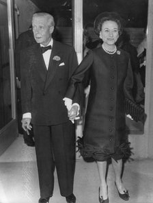 The Duke and Duchess of Windsor arrive at Palais de Chaillot, Paris, 1965. Artist: Unknown