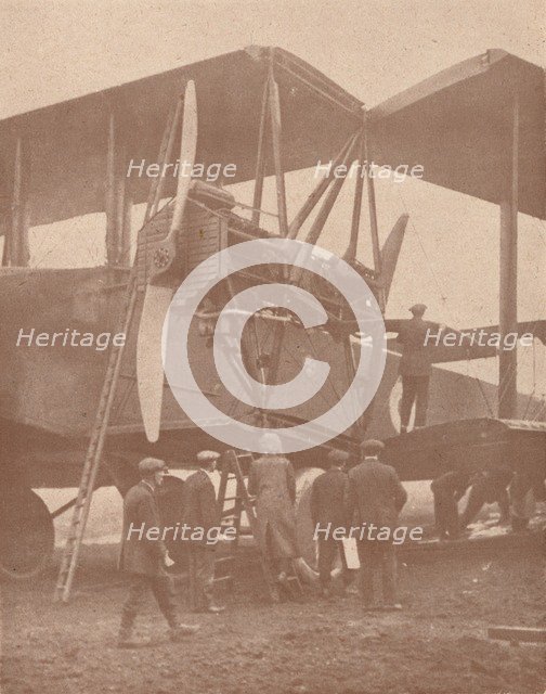 The 'Bomb Berlin Bus', c1918 (1919). Artist: Unknown.