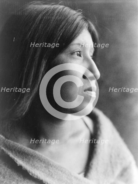 A Desert Cahuilla woman, head-and-shoulders portrait, facing right, c1924. Creator: Edward Sheriff Curtis.