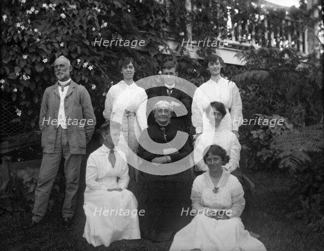 L'Estrange Family at Cnoc Rhu, Red Hill, Back Row: Robert Augustus Henry L'Estrange, ..., 1910. Creator: Robert Augustus Henry L'Estrange.