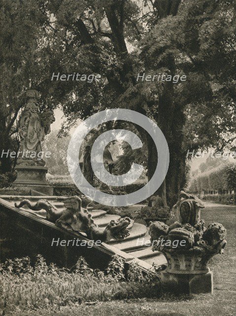 'In the Veitshochheim Park', 1931. Artist: Kurt Hielscher.