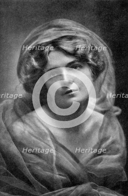 Gertrude Robins (1890-1962), American actress, 1908-1909.Artist: S Elwin Neame