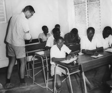 Haven Roosevelt teaching a class of African students in Tanganyika (Tanzania), 1963. Artist: Unknown