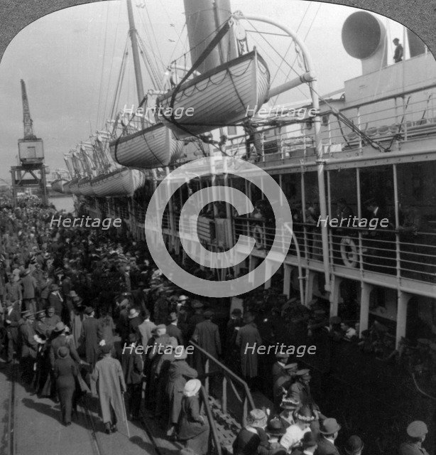Aviation Corps boarding a ship, World War I, 1914-1918.Artist: Realistic Travels Publishers