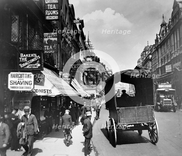 The Strand looking east, Westminster, London, (c1910s?).  Artist: George Davison Reid