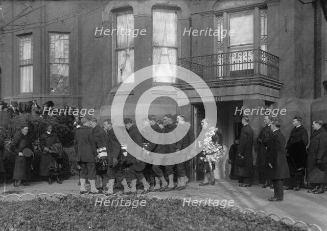 Admiral George Dewey, U.S.N. - Coffin Leaving House, 1917. Creator: Harris & Ewing.