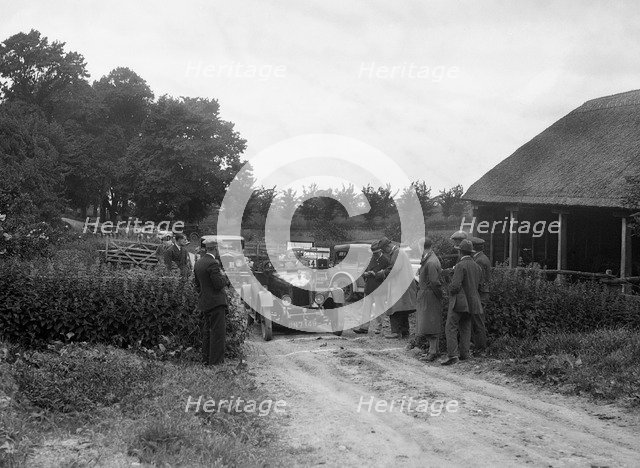 Morris Oxford and 1929 Crossley at the JCC Inter-Centre Rally, 1932. Artist: Bill Brunell.