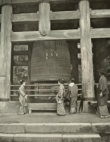 'The Great Bell at Chio-In Temple', 1910. Creator: Herbert Ponting.