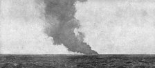 'Canonne, pius torpille en mer; L'explosion finale du L-7, sous le choc d'une torpille', 1916. Creator: Unknown.