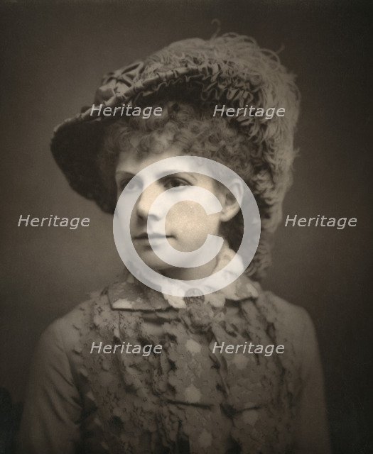 Alma Murray, British actress, 1882.  Artist: London Stereoscopic & Photographic Co