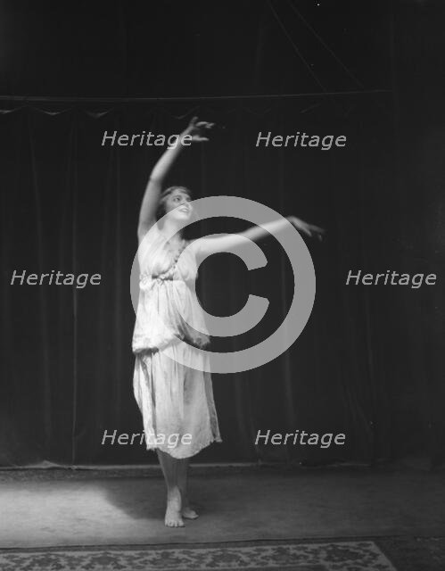 Carmen, Miss, 1917. Creator: Arnold Genthe.