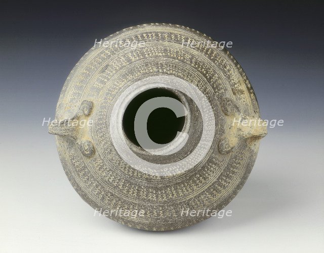 Grey pottery vessel, Warring States period/early Han dynasty, China, 3rd century BC. Artist: Unknown