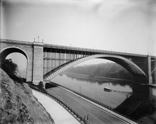 Washington Bridge from West End, New York, between 1900 and 1906. Creator: Unknown.