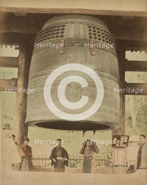 The great bell of Chion-in Temple, Kyoto, about 1880s-1890s. Creator: Kusakabe Kimbei.