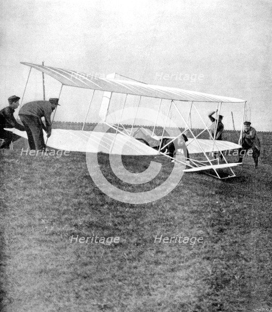 Archdeacon aeroplane, 1904. Artist: Unknown