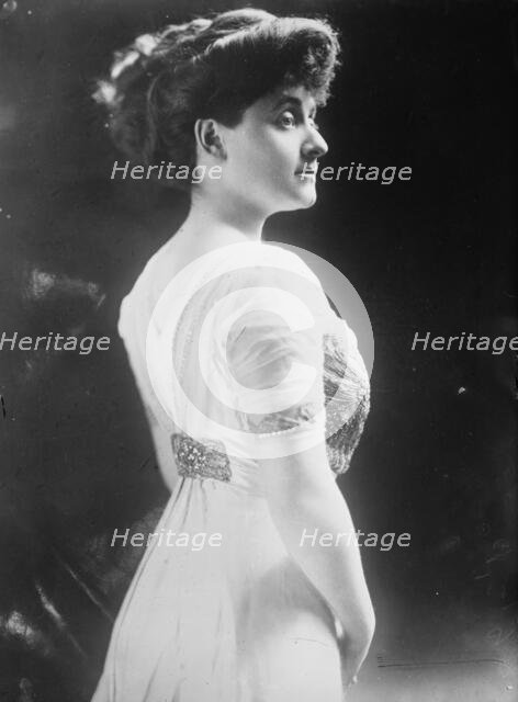 Mrs. Otto H. Kahn, 1910. Creator: Bain News Service.