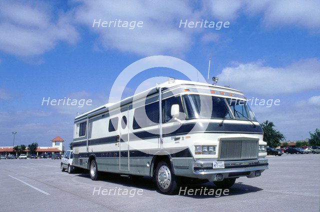 American Camper . Artist: Unknown.