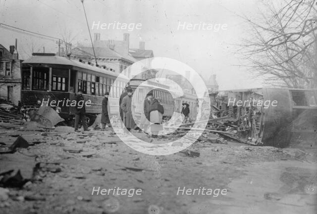 Dayton - Streetcar capsized by flood, 1913. Creator: Bain News Service.