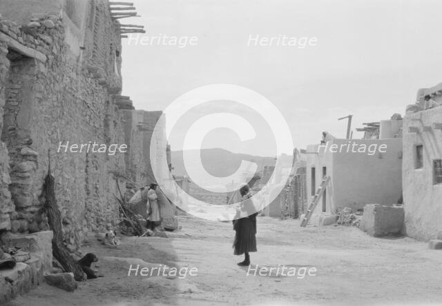 Acoma, New Mexico area views, between 1899 and 1928. Creator: Arnold Genthe.