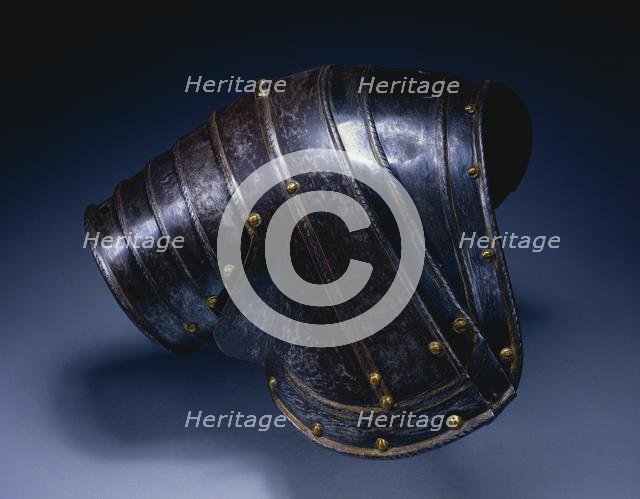 Pauldron for Right shoulder, c. 1560-1570. Creator: Unknown.