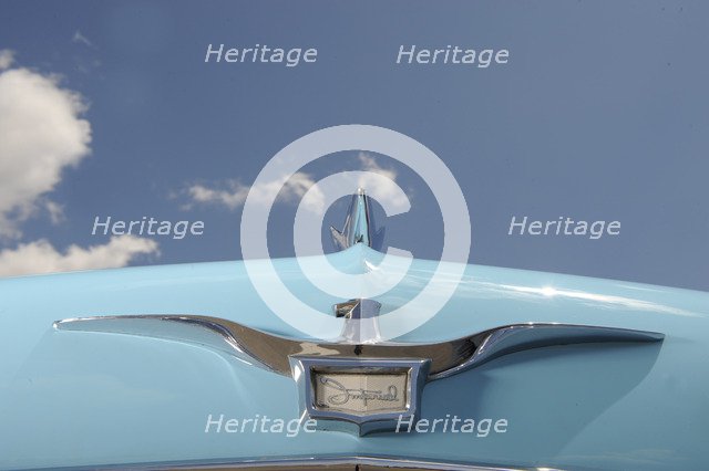 Chrysler Imperial 1957 ex Howard Hughes. Artist: Simon Clay.