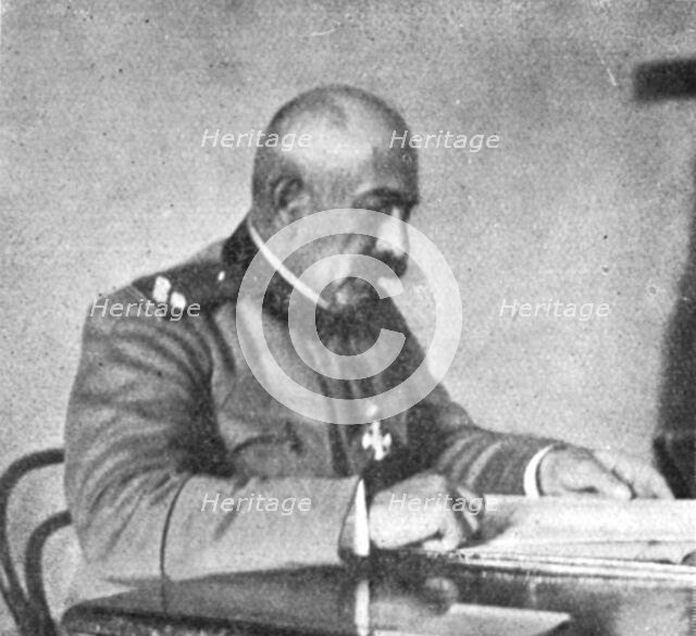 'Les chefs de l'Armee serbe; Le nouveau ministre de la Guerre, le general Bojidar..., 1916. Creator: Unknown.