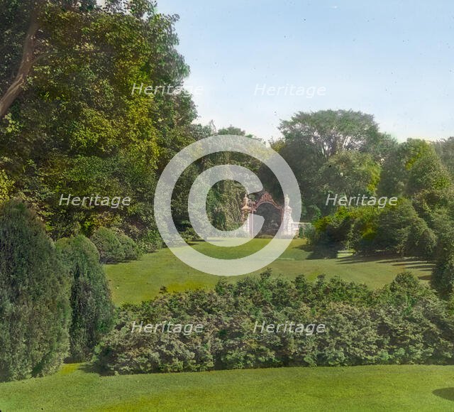 "The Elms," Edward Julius Berwind, 367 Bellevue Avenue, Newport, Rhode Island, 1914. Creator: Frances Benjamin Johnston.