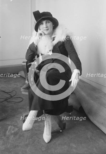 Mrs. Earl Carroll, between c1915 and c1920. Creator: Bain News Service.