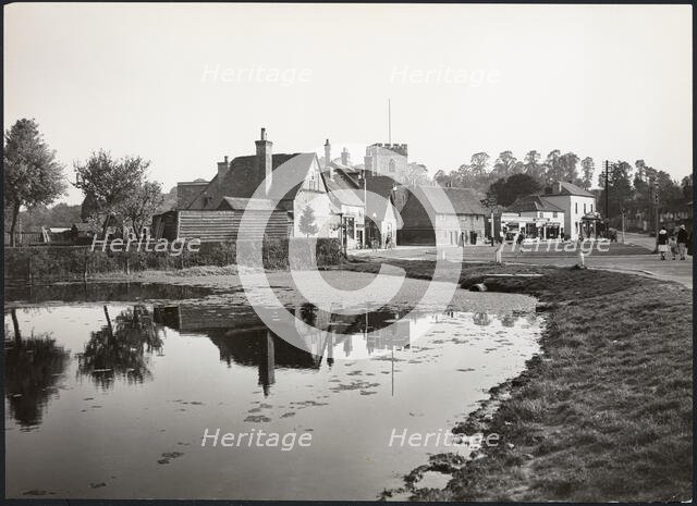 The Green, Chalfont St Giles, Chiltern, Buckinghamshire, 1925-1935. Creator: J Dixon Scott.