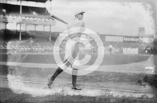 George Kelly, New York NL (baseball), 1915. Creator: Bain News Service.