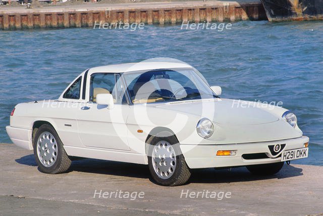 1991 Alfa Romeo 2000 Spyder. Creator: Unknown.