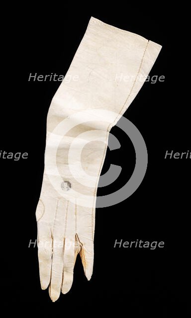 Gloves, American, 1824. Creator: Unknown.
