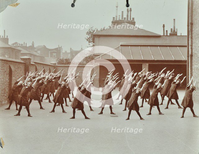 Exercise class, Buckingham Street Girls School, Islington, London, 1906. Artist: Unknown.
