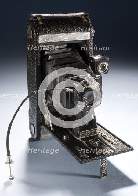 Camera, Kodak, 1A Autographic Junior, Lt. Lowell Smith, 1924. Creator: Kodak.
